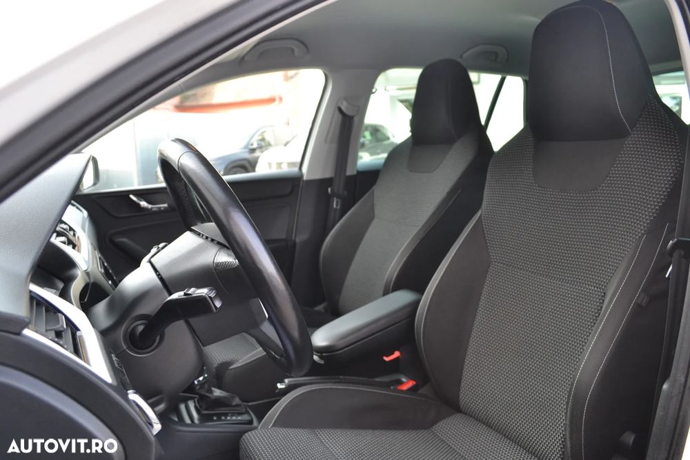 Skoda RAPID 1.4 TSI DSG Ambition - 11