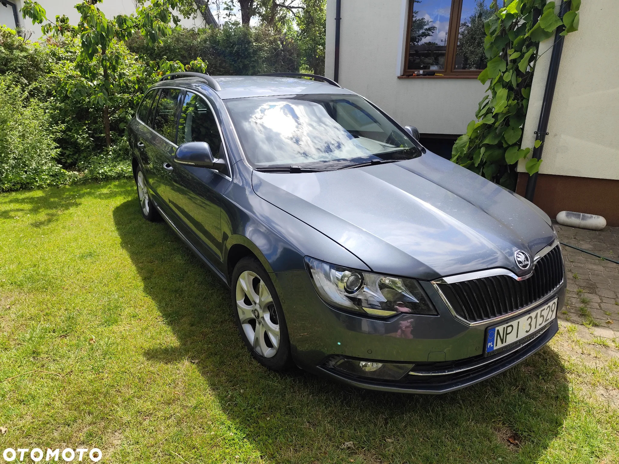 Skoda Superb 2.0 TDI Comfort DSG - 2