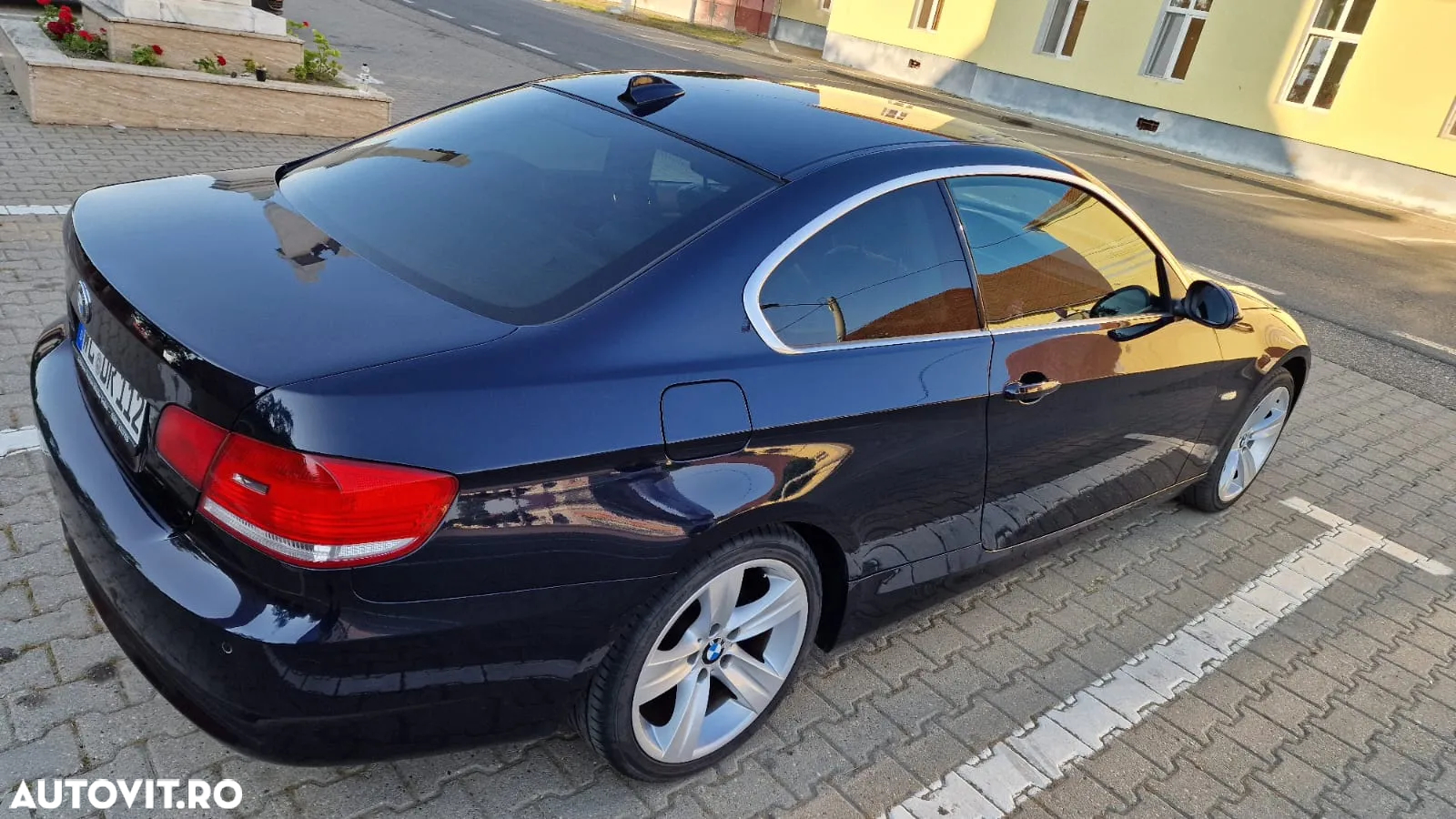 BMW Seria 3 320i Coupe Aut. - 6