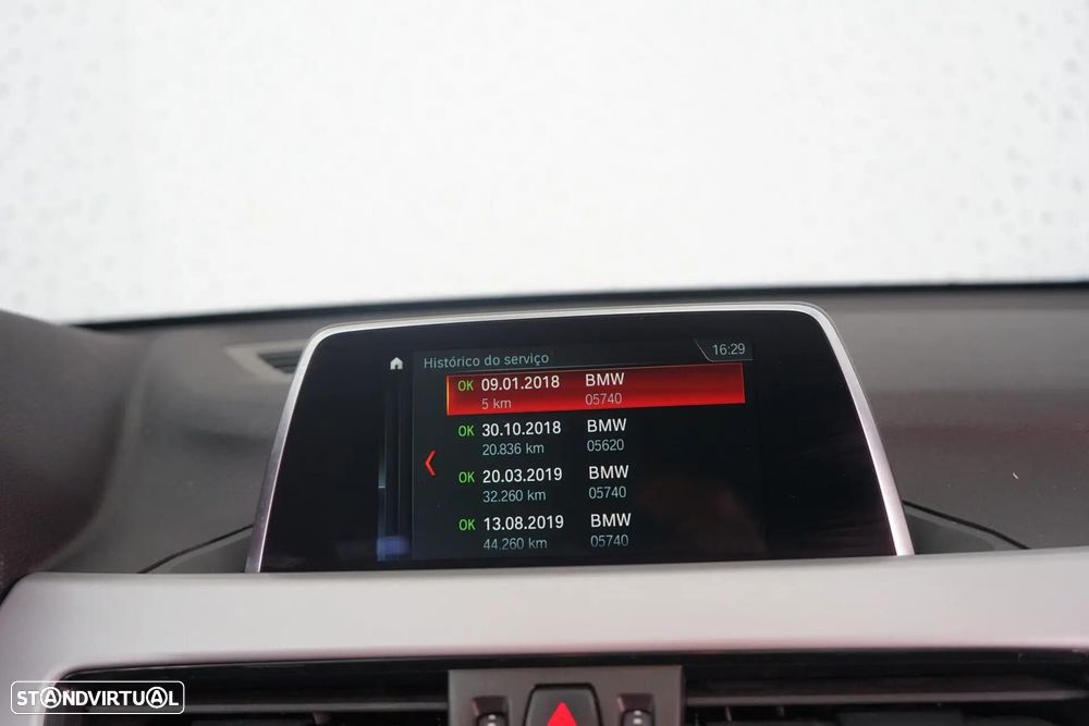 BMW X1 20 d xDrive Auto Line Sport - 33