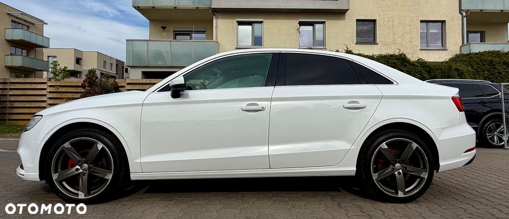 Audi A3 Limousine 30 TDI S tronic - 29