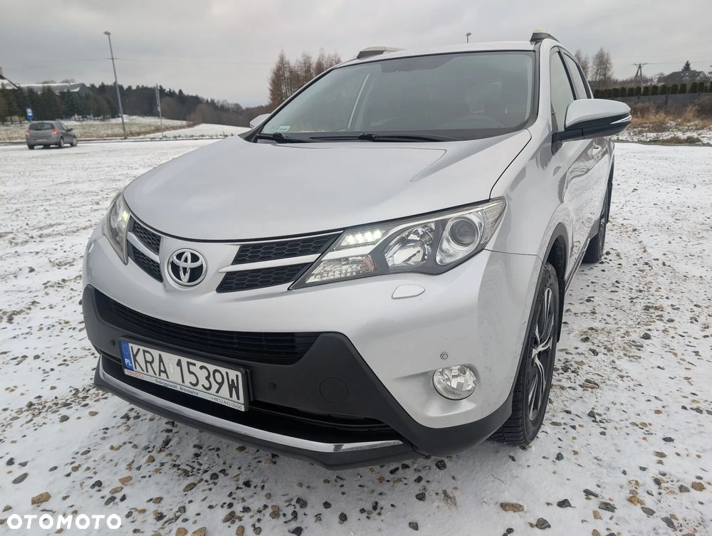 Toyota RAV4 2.0 D-4D Premium - 38