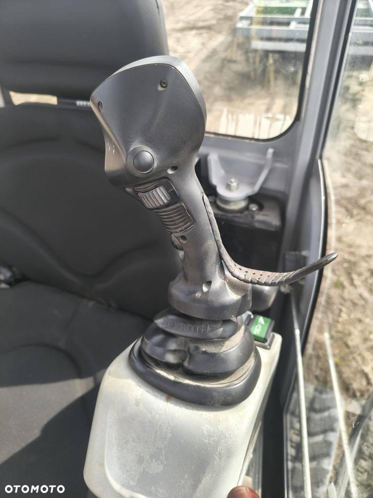Wacker Neuson EZ28 - 22