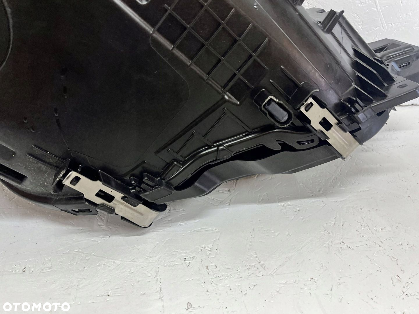 Volvo XC60 II LIFT REFLEKTOR LEWY PRZEDNI 32404709 ORG WYS 24H FV - 10