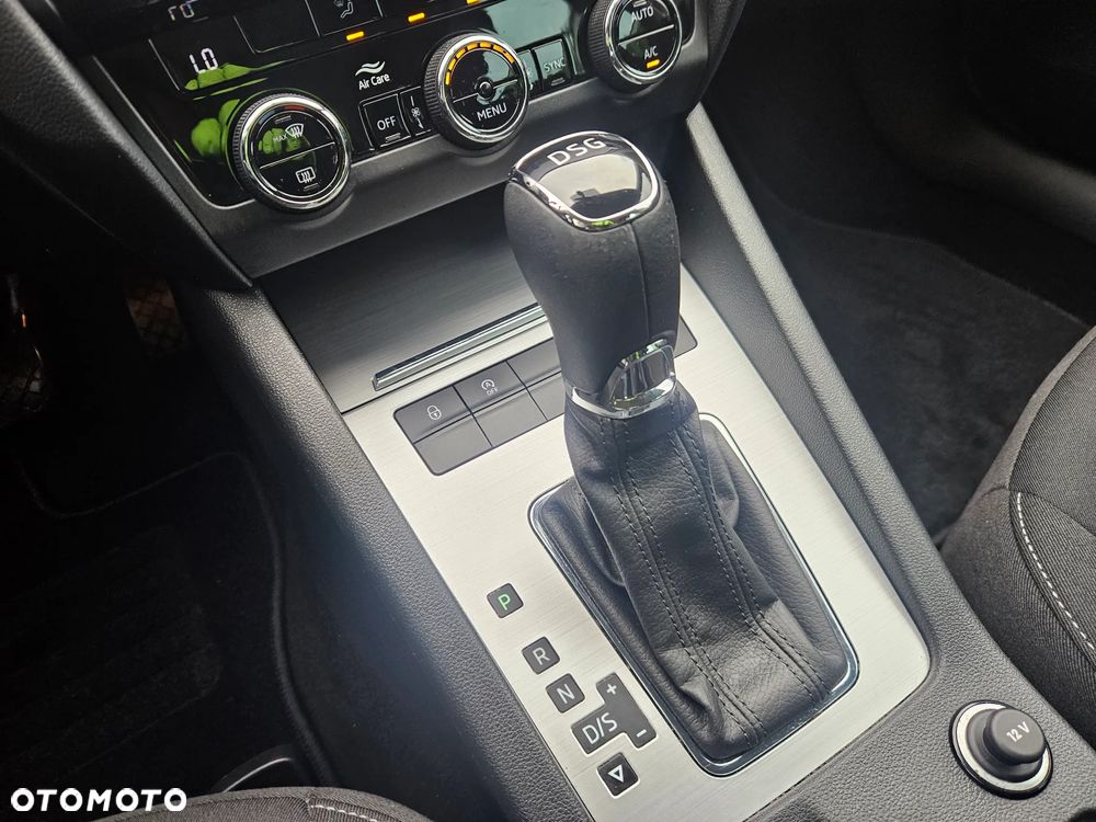 Skoda Octavia 2.0 TDI Ambition DSG - 13