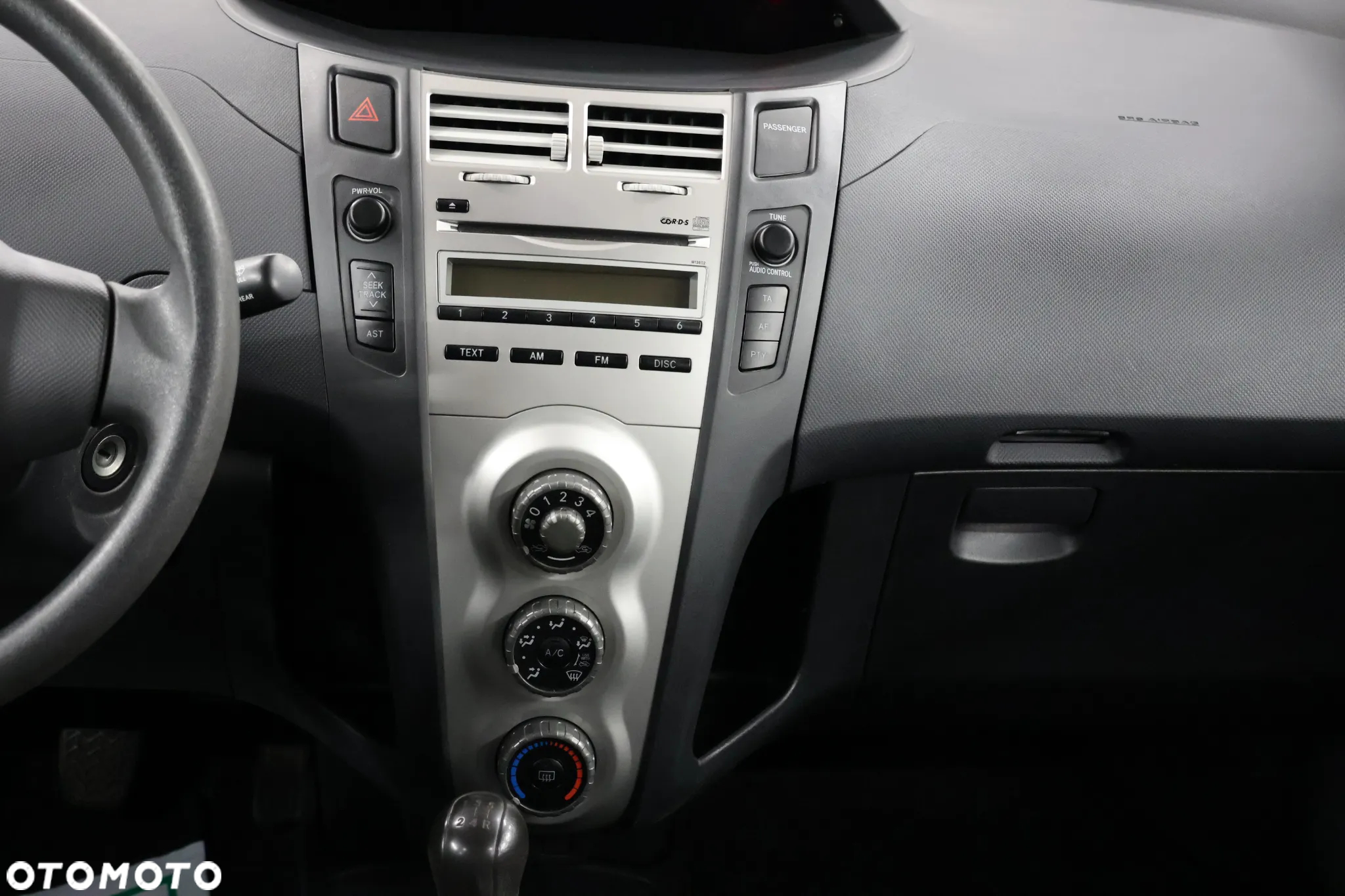 Toyota Yaris 1.0 Active - 6