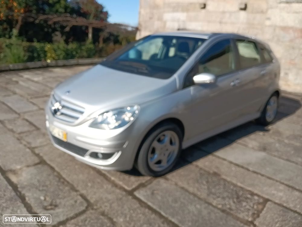 Mercedes-Benz B 150 - 11