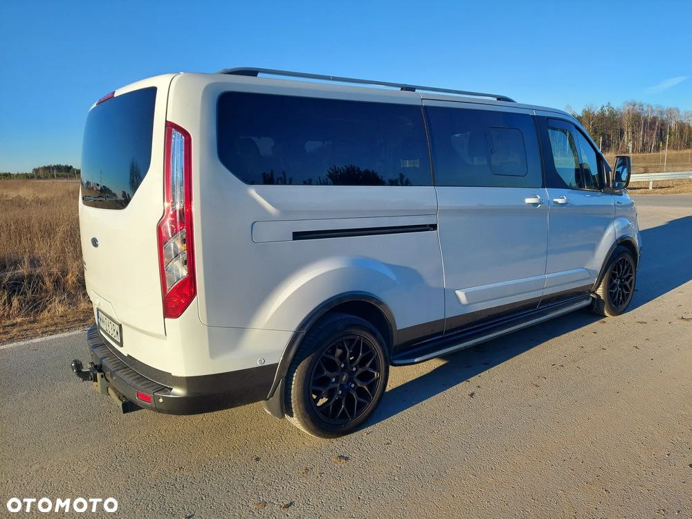 Ford Tourneo Custom - 4
