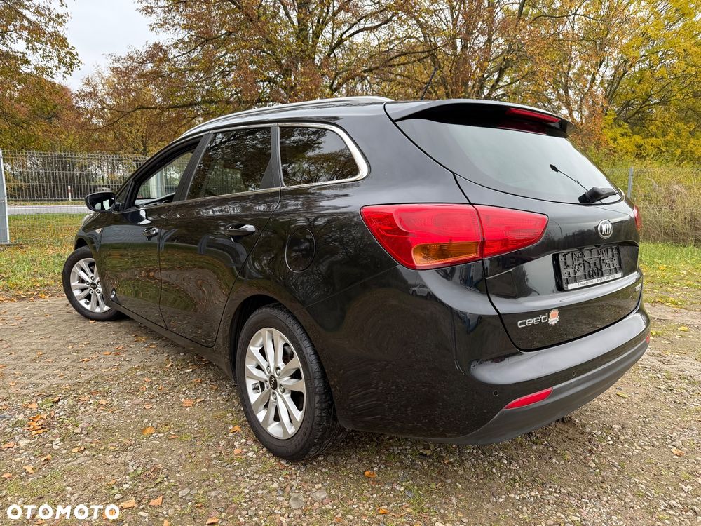 Kia Ceed 1.4 CVVT Dream-Team Edition - 5