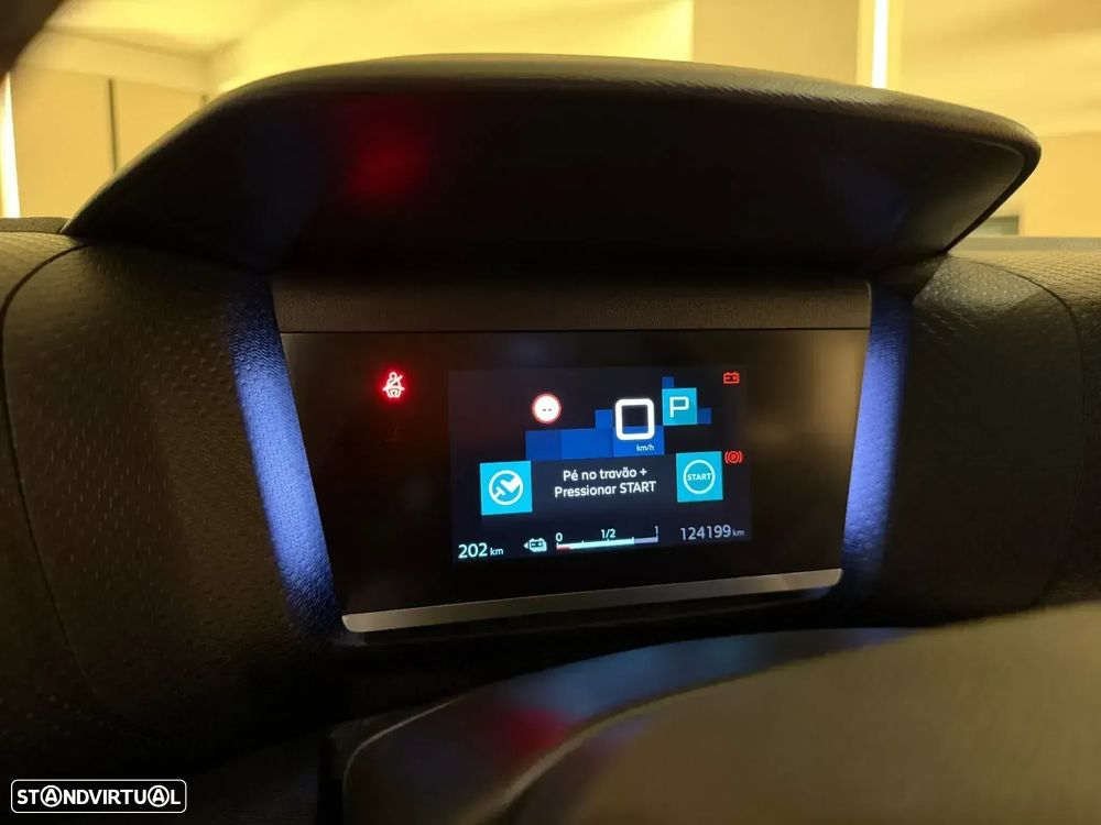 Citroën e-C4 50 kWh Shine - 33