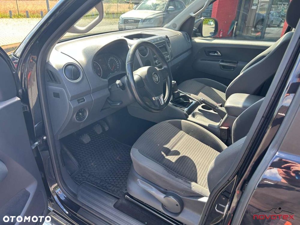 Volkswagen Amarok - 10
