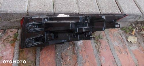 LAMPA TYLNA LED SKODA ENYAQ IV 5LA945207A LEWA ORYGINAŁ - 4