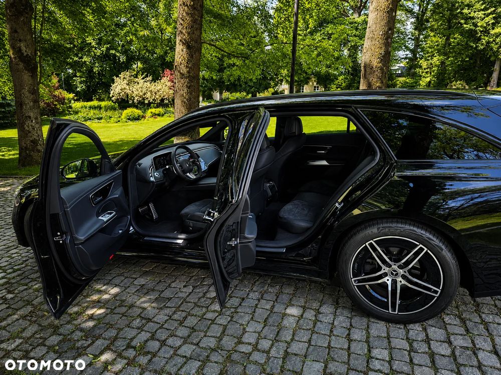 Mercedes-Benz Klasa E 220 d 4Matic 9G-TRONIC Edition AMG Line - 19