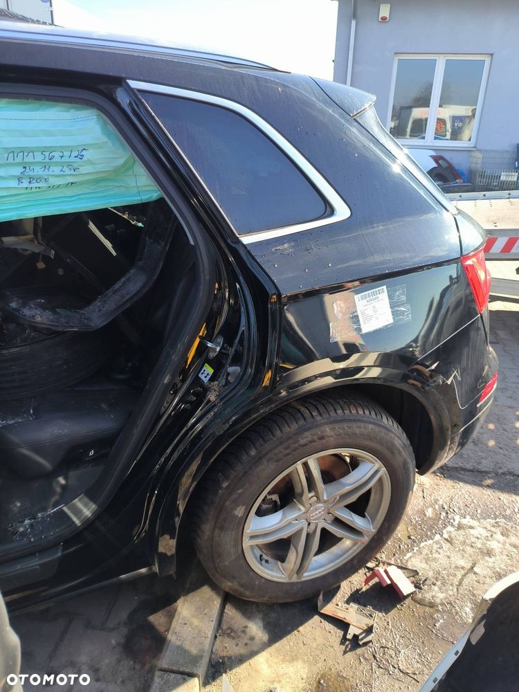 ĆWIARTKA BŁOTNIK LEWY TYŁ AUDI Q5 II FY LY9T - 4
