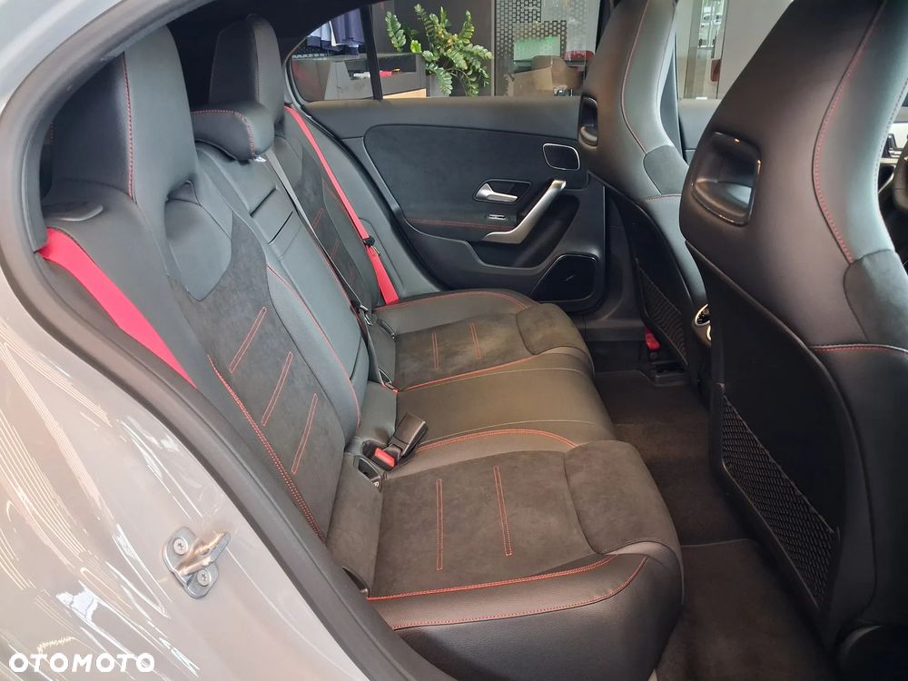 Mercedes-Benz Klasa A 45 S AMG 4-Matic 8G-DCT - 15