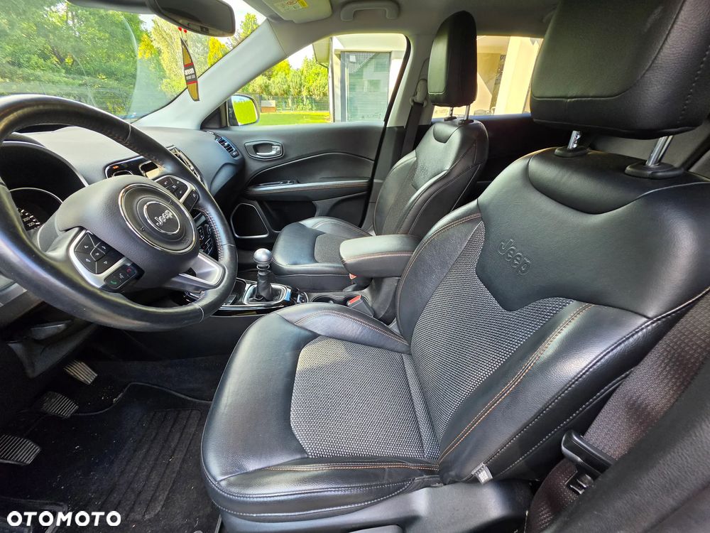 Jeep Compass 1.4 TMair Limited FWD S&S - 25