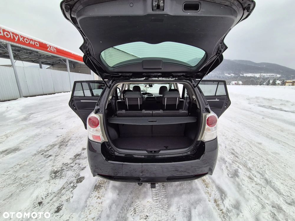 Toyota Verso - 26