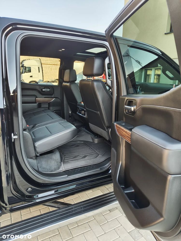 Chevrolet Silverado - 18