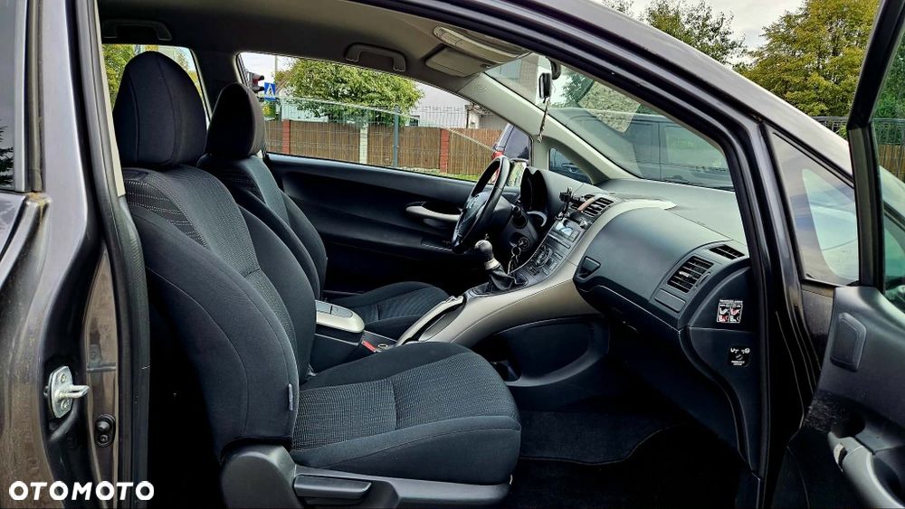 Toyota Auris - 8