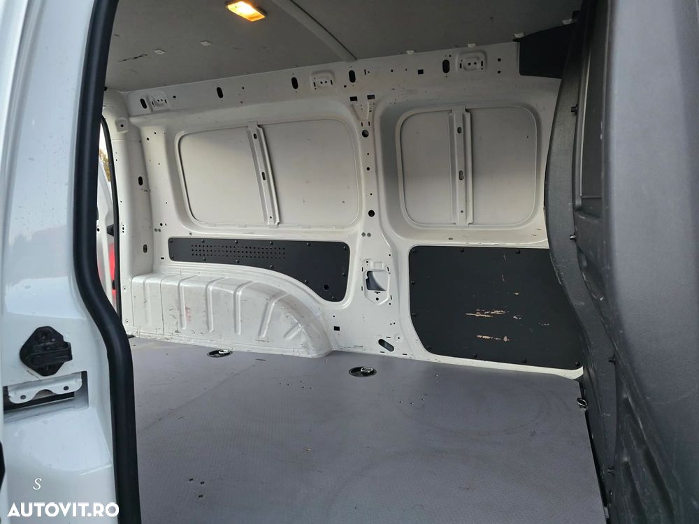 Volkswagen Caddy - 16