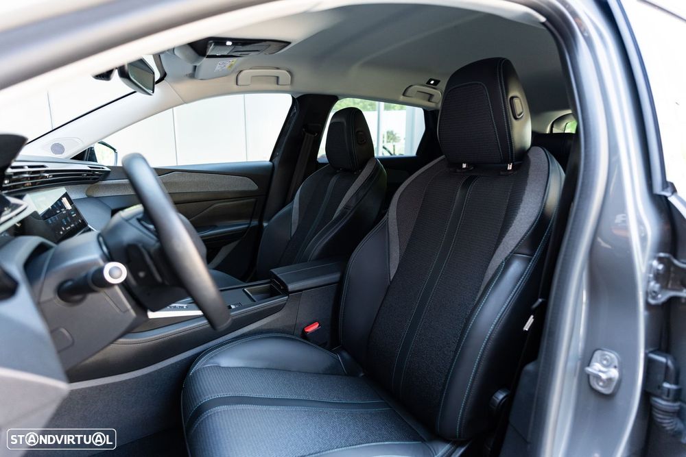 Peugeot 308 SW BlueHDi 130 EAT8 Allure Pack — fotografia 8