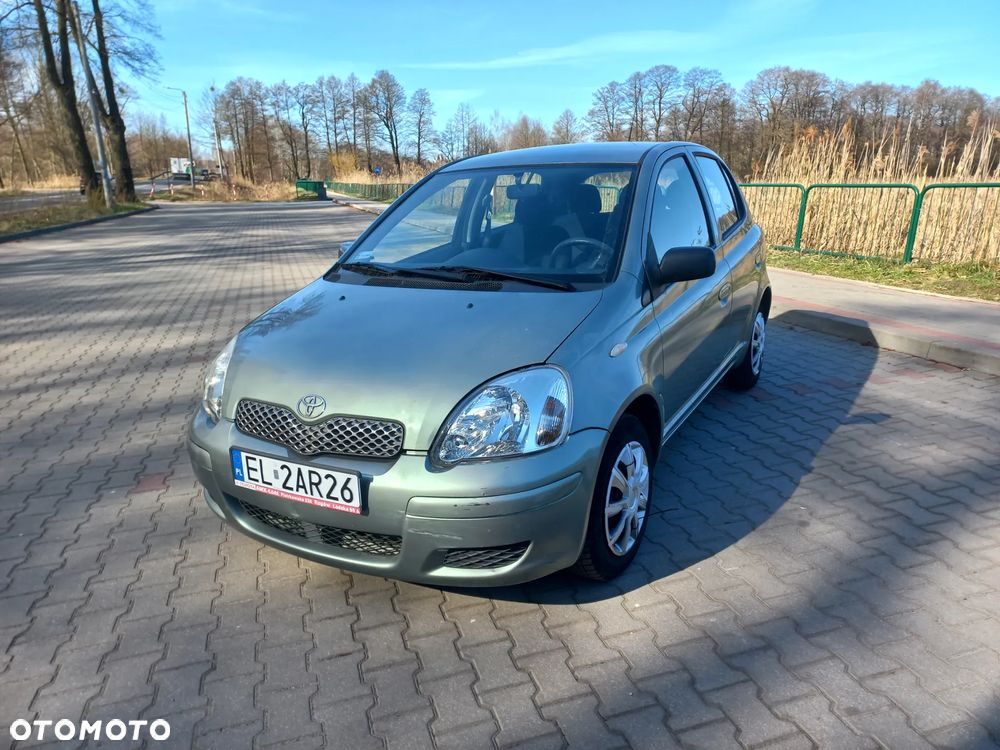Toyota Yaris 1.0 Base - 2