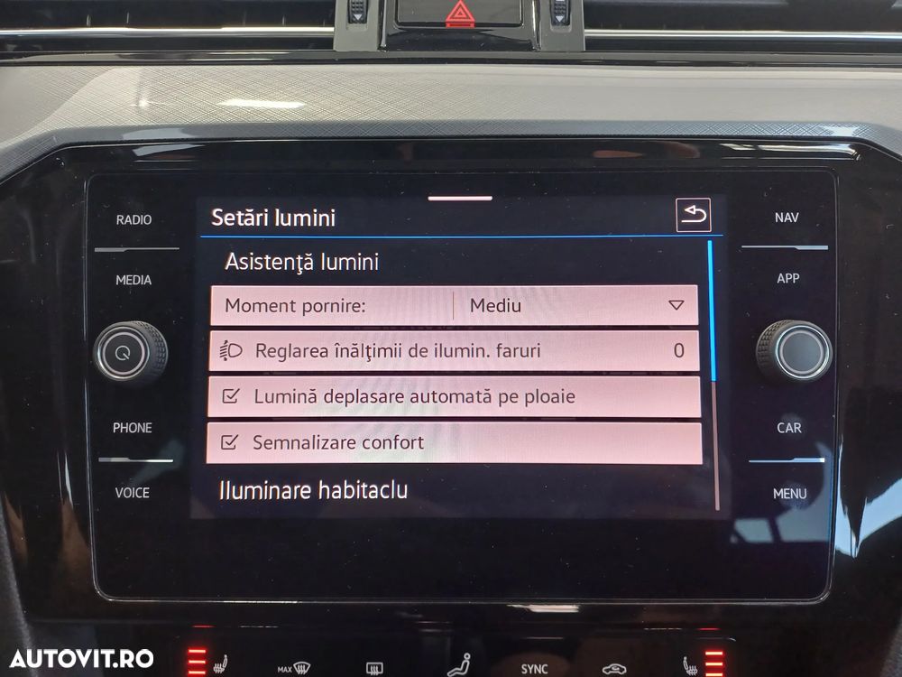 Volkswagen Passat 2.0 TDI DSG Comfortline - 19