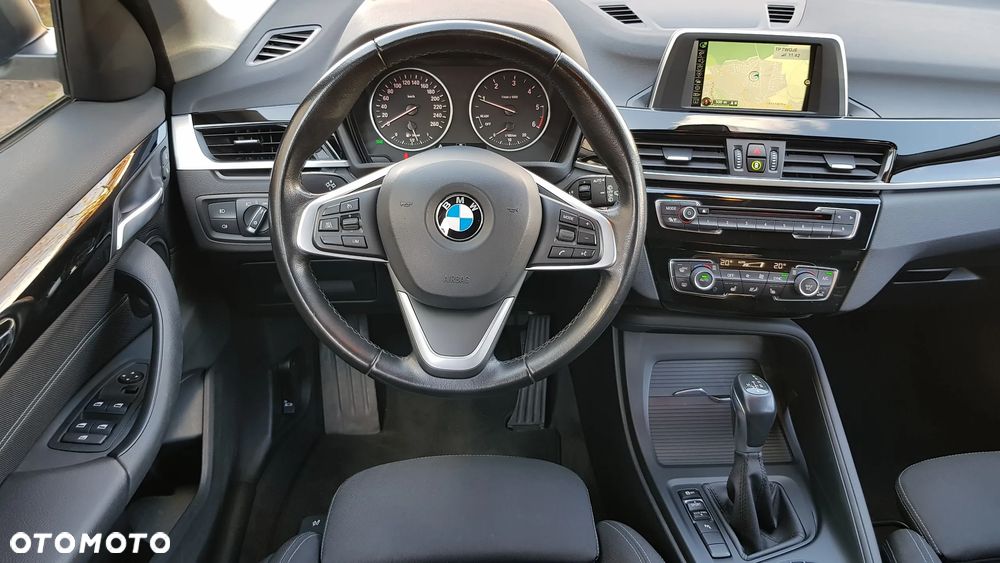 BMW X1 sDrive18d Advantage sport - 9
