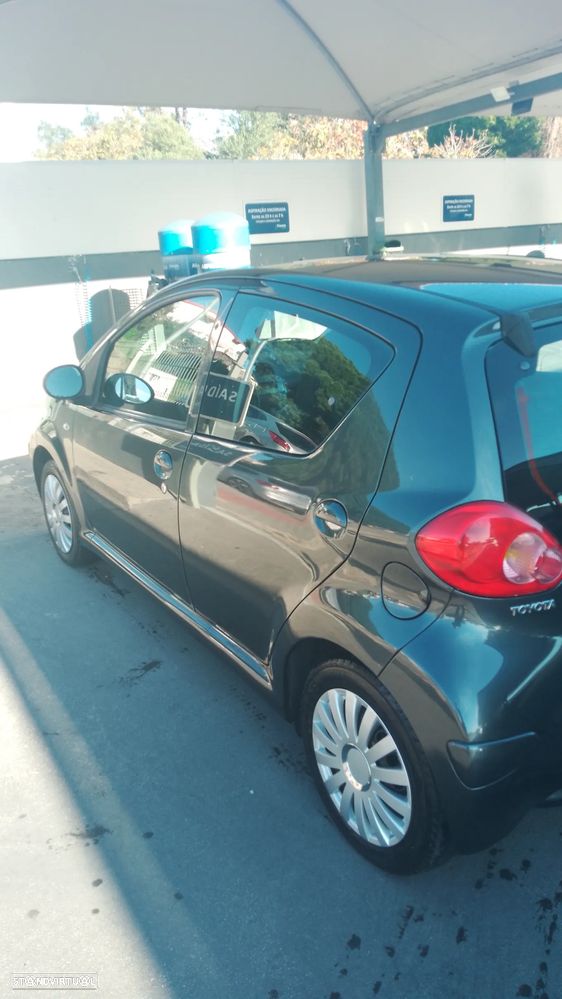 Toyota Aygo Standard - 3