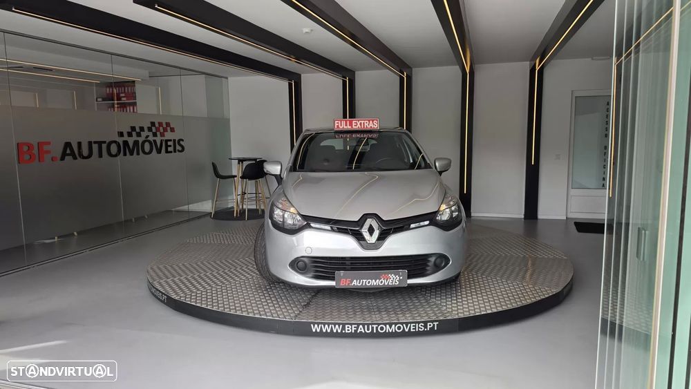 Renault Clio 1.5 dCi Dynamique S - 11