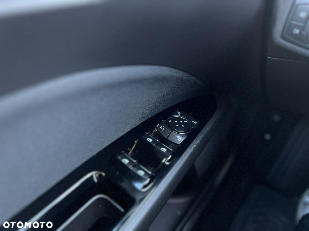 Ford Mondeo 2.0 EcoBlue Titanium - 14