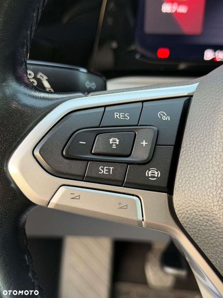 Volkswagen Golf 1.5 TSI EVO Life - 27