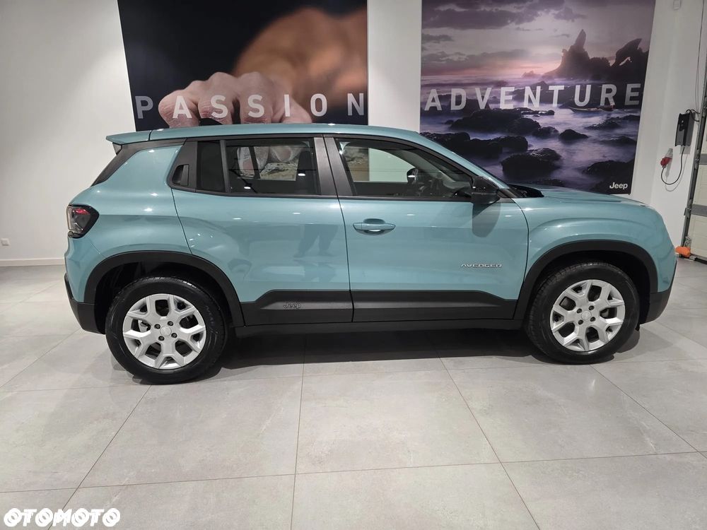 Jeep Avenger 1.2 T3 mHEV Altitude FWD eDCT6 - 5