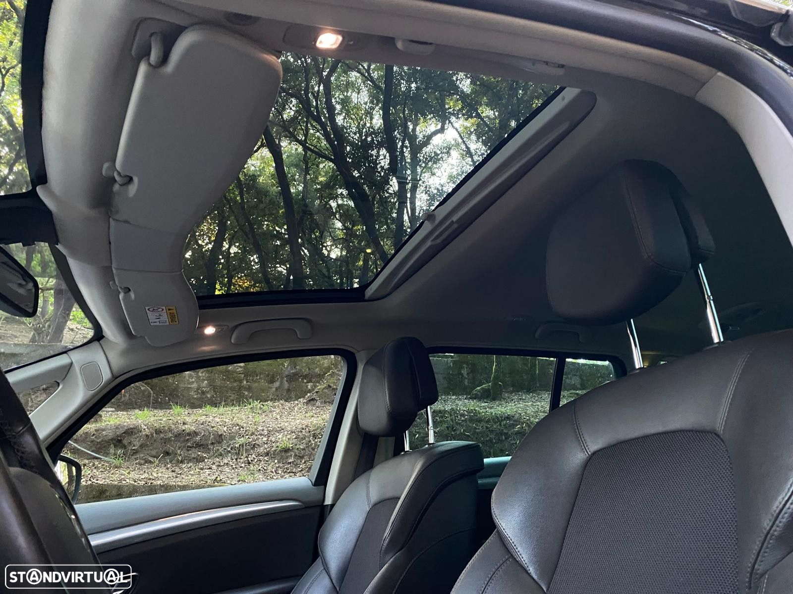 Renault Espace 1.6 dCi Initiale Paris EDC - 28