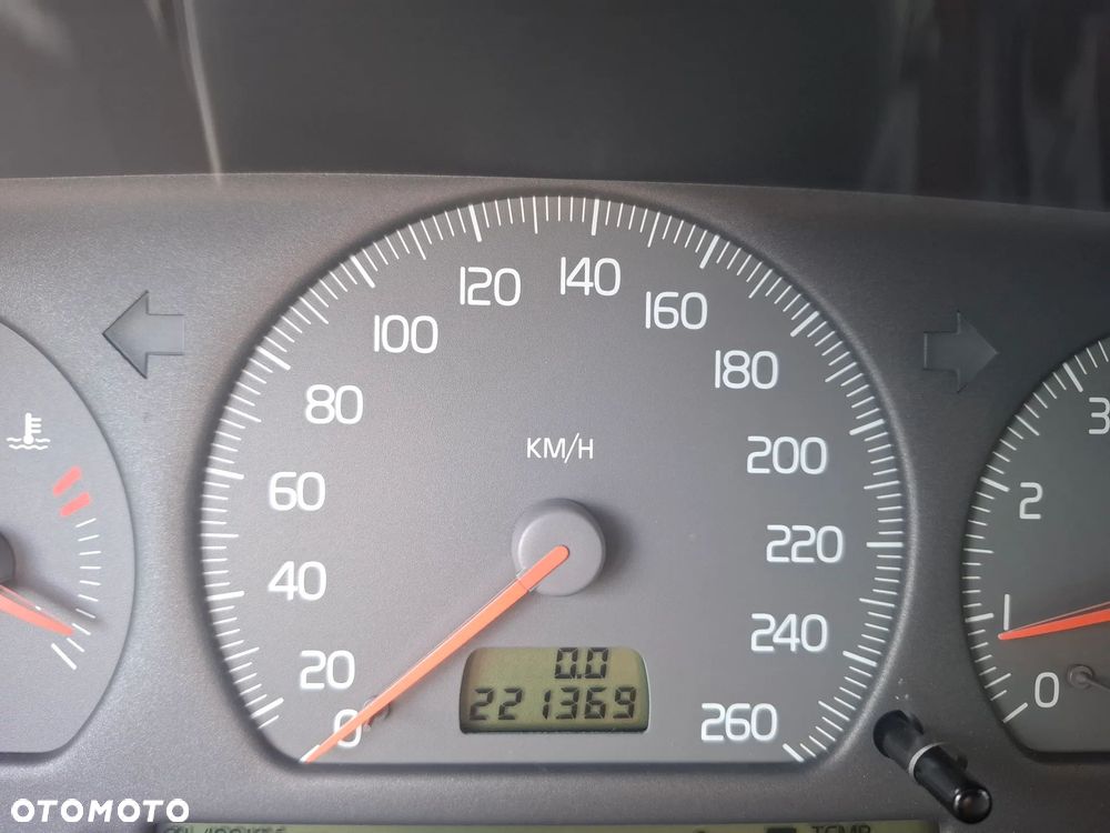 Volvo V70 - 2