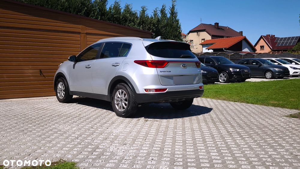 Kia Sportage 2,0 CRDI 2WD Vision - 12