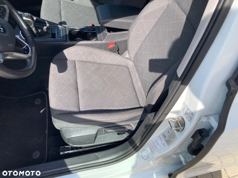 Volkswagen Golf 1.5 TSI OPF Active - 13