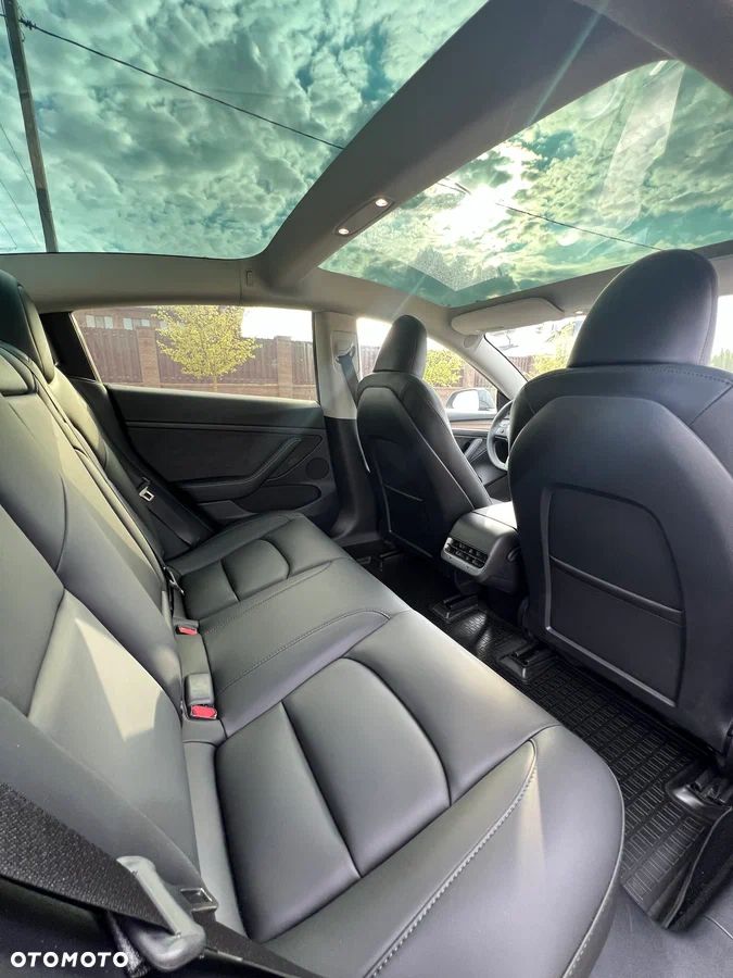 Tesla Model 3 Langstreckenbatterie Allradantrieb Dual Motor - 13