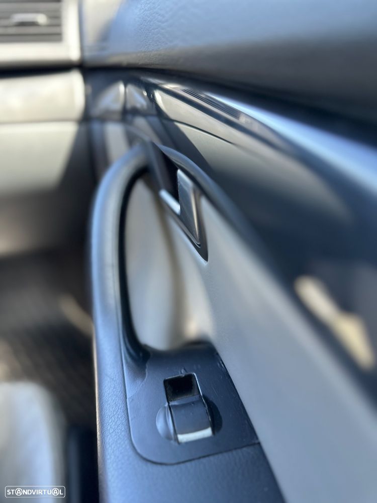 Audi A4 Avant 1.9 TDI m5 - 6