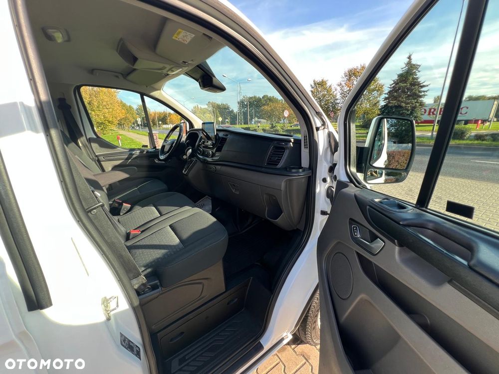 Ford TRANSIT CUSTOM 2,0 TDCI 130KM L1 AUTOMAT BI-XENON - 37