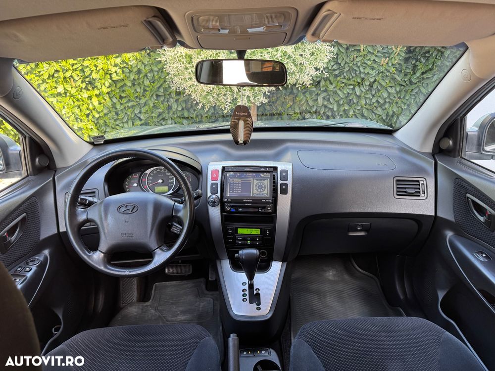 Hyundai Tucson 2.0 CRDI VGT 2WD Automatik GLS - 16