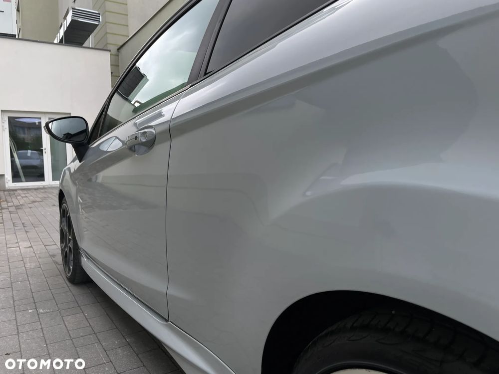 Ford Fiesta 1.6 EcoBoost ST200 - 31