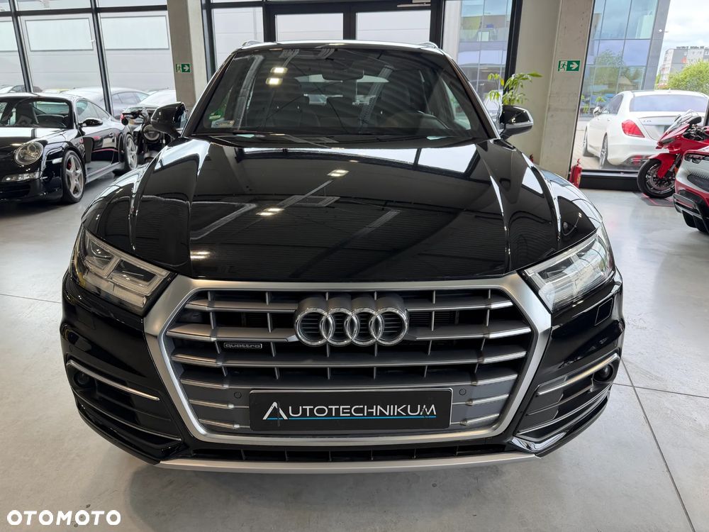 Audi Q5 50 TFSI e Quattro S Line S tronic - 2