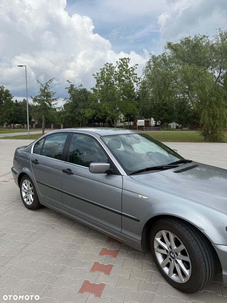 BMW Seria 3 318d - 6