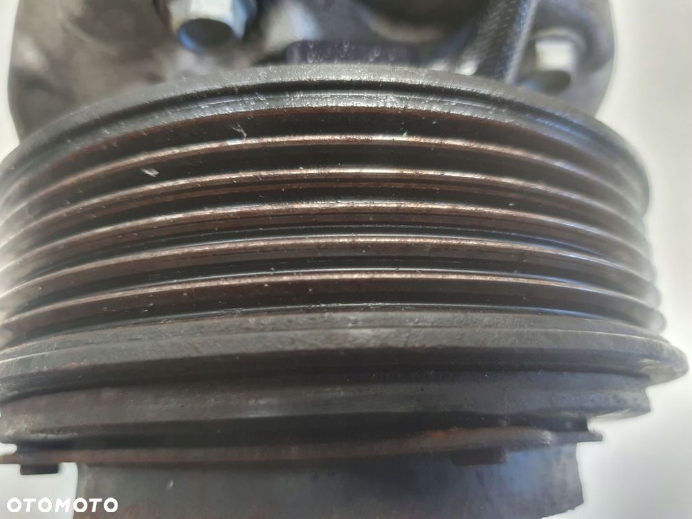 SPRĘŻARKA KLIMATYZACJI BMW E90 E91 2.0 D _ pompa 9223694 - 7