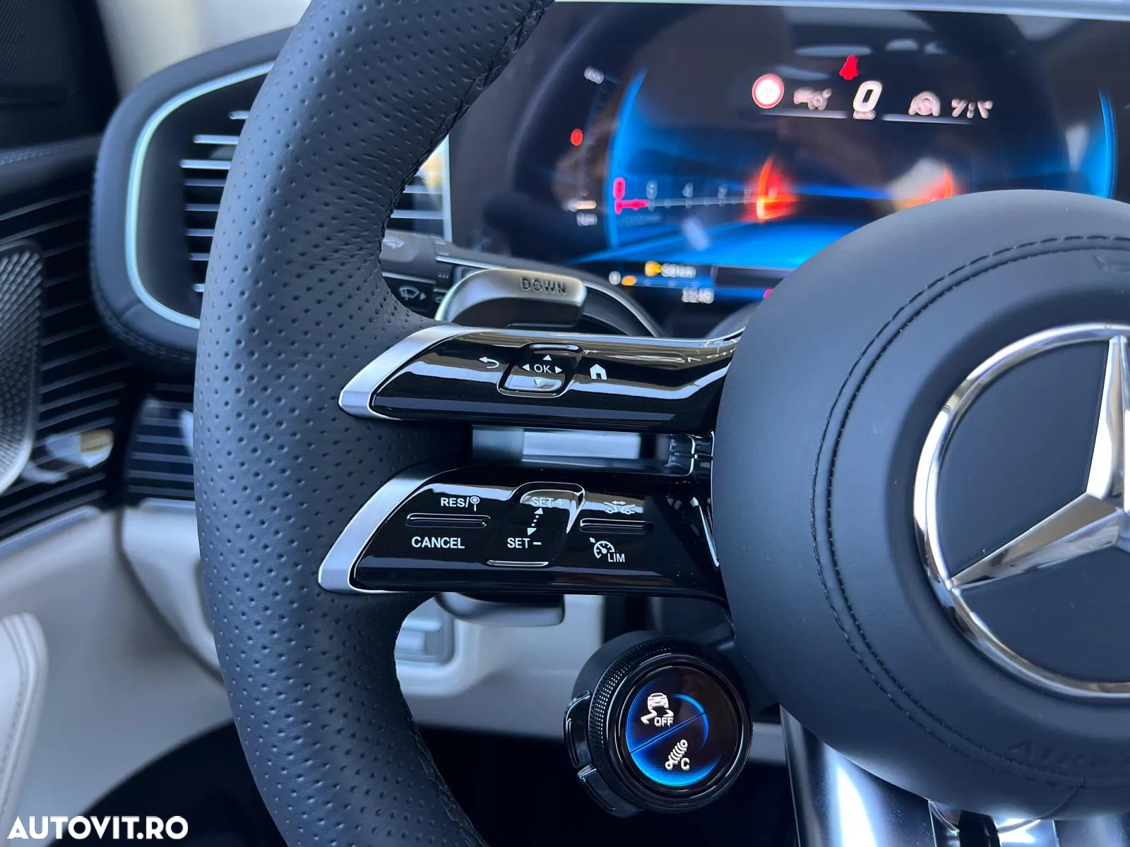 Mercedes-Benz GLE AMG 53 MHEV 4MATIC+ - 11