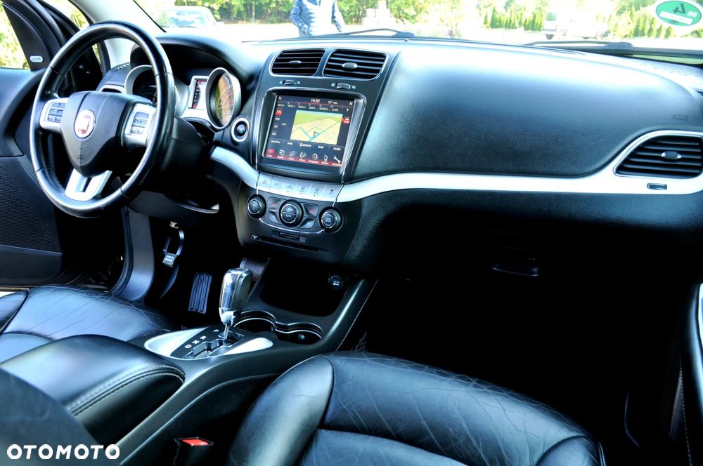Fiat Freemont 2.0 Multijet Lounge AWD - 24