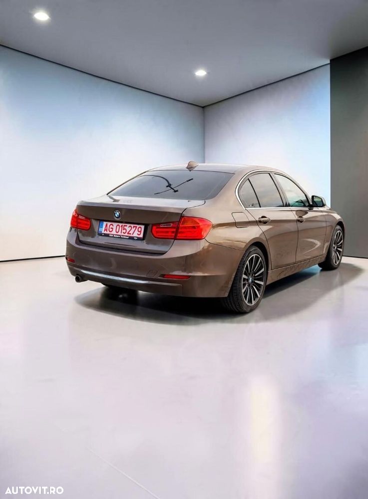 BMW Seria 3 320d xDrive Sport-Aut. Luxury Line - 3