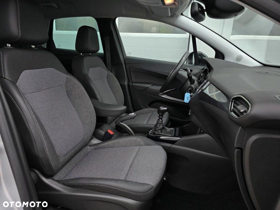 Opel Crossland X - 11