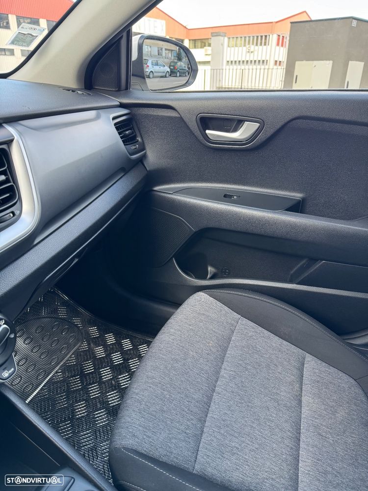 Kia Stonic 1.0 T-GDI Drive - 9